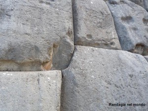 image075