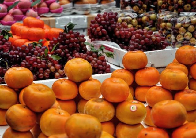 Orange
🟠🟠🟠
.
#streetmarket #foodmarket #foodphotography #marketphotography #fruit #tropicalfruit #fruitphotography #bangkok #bangkokchinatown #travelphotography #travelgram #traveller #travelpics #travellingasia #southeastasia #amazingthailand #thailand #travelblogger